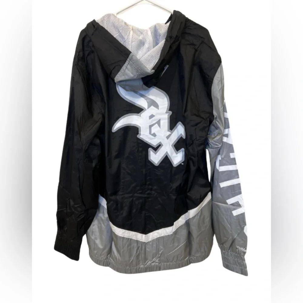 NWT MITCHELL AND NESS CHICAGO WHITE SOX MENS BLACK LIGHT WEIGHT JACKET XL - Picture 7 of 9